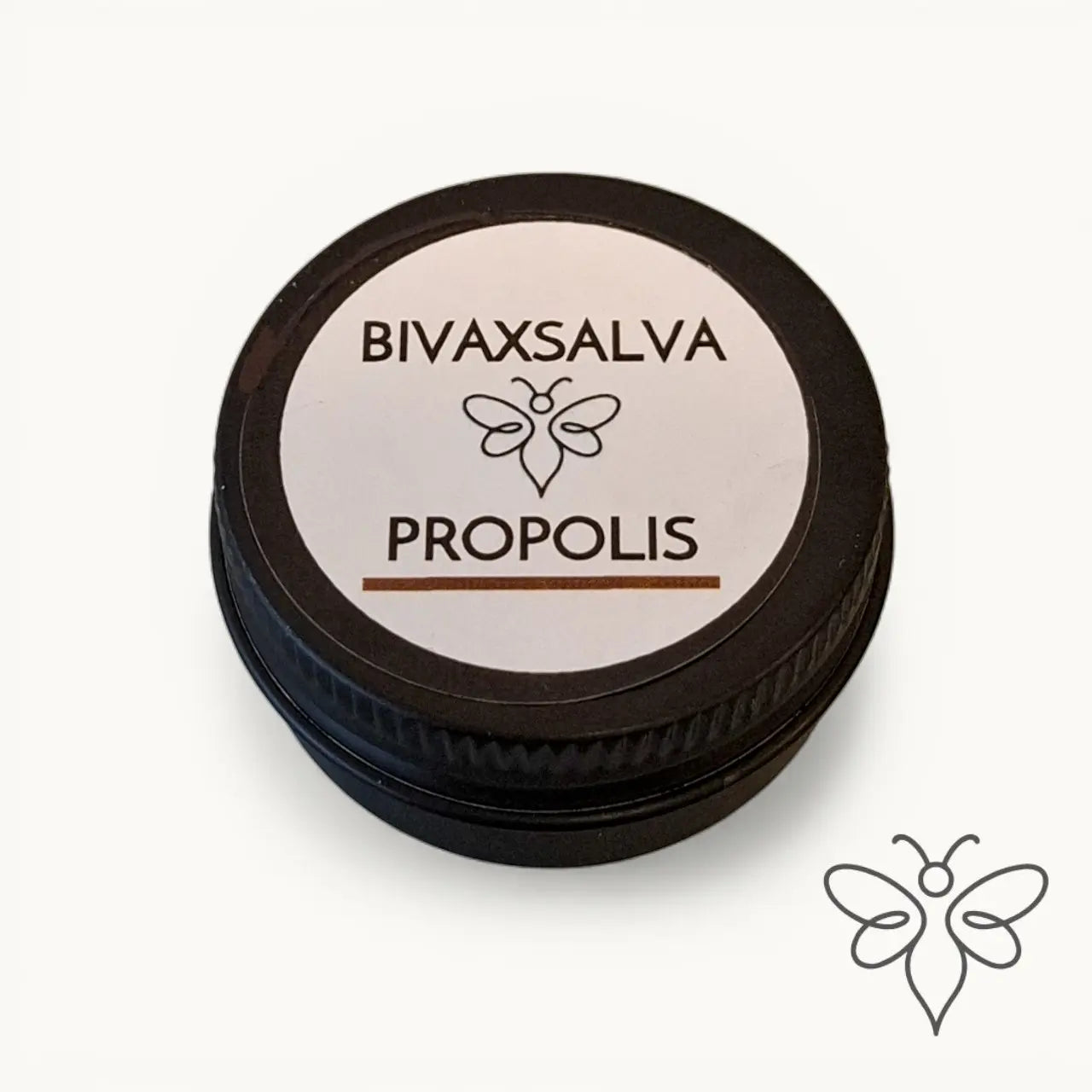 10 g burk med BivaxSalva Mini Propolis från EneboBee, fotograferad ovanifrån med etiketten synlig.