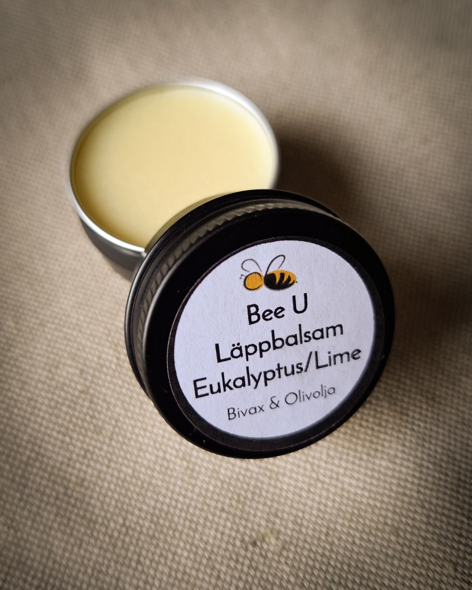 Läppbalsam - Eukalyptus/Lime, framsida på tyg