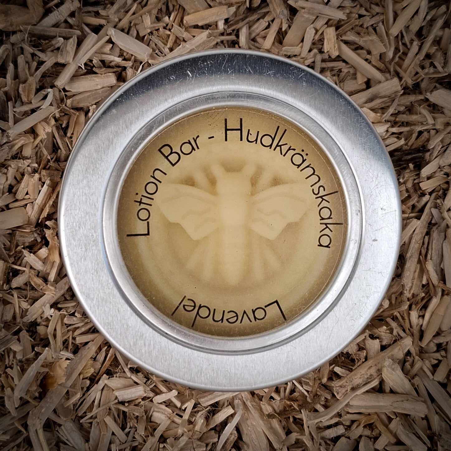 Hudkrämskaka – Lotion Bar med bivax – Lavendel – framsida
