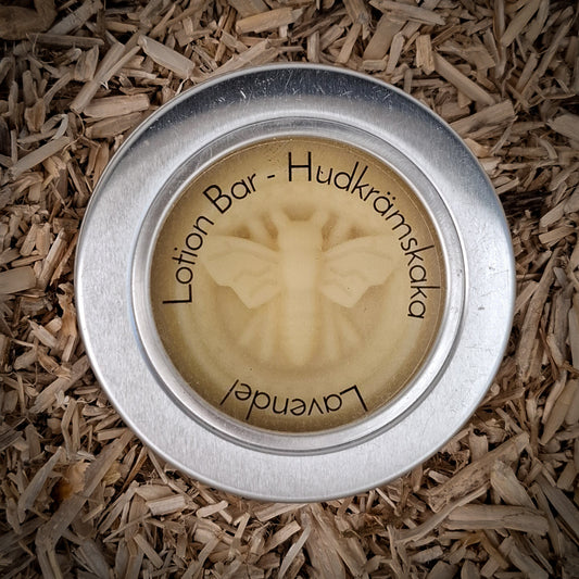 Hudkrämskaka – Lotion Bar med bivax – Lavendel – framsida
